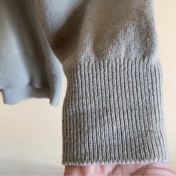 Y2K Alan Paine Sweater Mens Small Grey V Neck 100% Lambswool Preppy Neutral - Picture 7 of 10